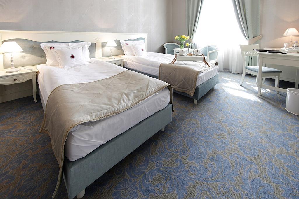 Hotel Jaroslaw Phòng bức ảnh